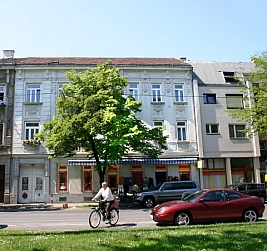 apt-kastner-house-opposite-4